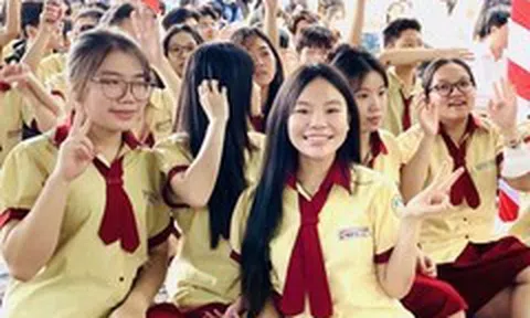 Nhiều trường đại học ‘chơi lớn’ tại Ngày hội lựa chọn nguyện vọng xét tuyển 2026