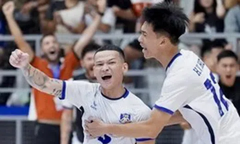 Thái Sơn Nam TP.HCM thắng kịch tính đối thủ trực tiếp  đua vô địch