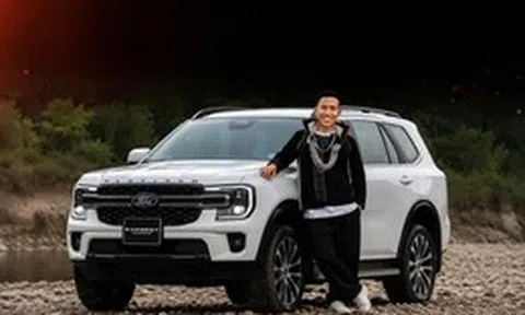 Hướng dẫn viên du lịch 9X ở Sa Pa mua Ford Everest gần 2 tỉ đồng