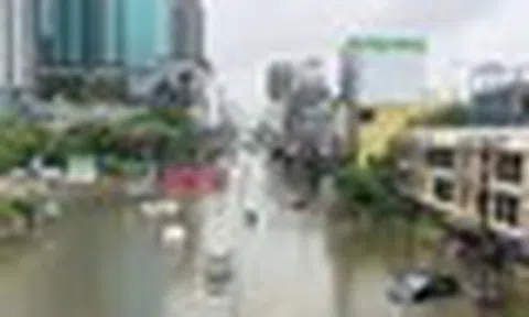 Bangkok tuyên bố tình trạng thảm hoạ: Cảnh tượng không tưởng ở thủ đô Thái Lan những ngày qua