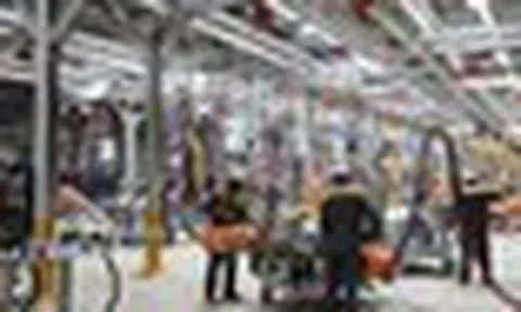 Tỷ phú Phạm Nhật Vượng đồng loạt tuyển hơn 6.200 lao động tại quê nhà: Chỉ cần tốt nghiệp cấp 2 đã có cơ hội, có vị trí thu nhập đến 41 triệu đồng/tháng
