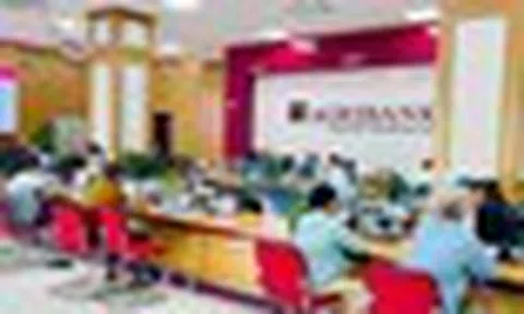 Ngân hàng có nhiều tiền gửi nhất hệ thống vừa giảm lãi suất tiết kiệm
