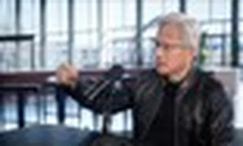 Tuyên bố "gây bão" của Jensen Huang: AI đã biến 1 tỷ người thành lập trình viên như thế nào?