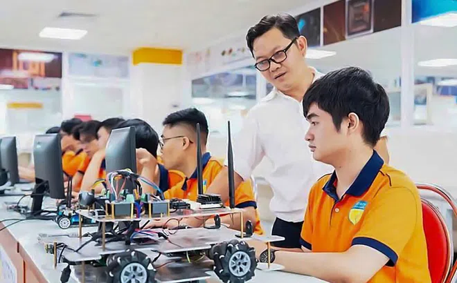 Kiếm tiền rủng rỉnh nhờ… AI