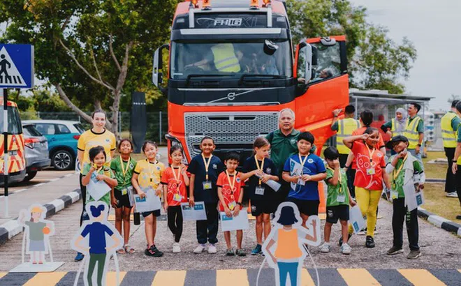 Volvo Trucks: Nâng cao an toàn giao thông đường bộ khắp Đông Nam Á