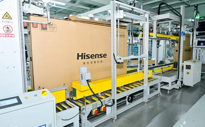 Hisense được Diễn đàn Kinh tế Thế giới vinh danh là Nhà máy Hải đăng lấy khách hàng làm trung tâm đầu tiên trên thế giới trong ngành TV