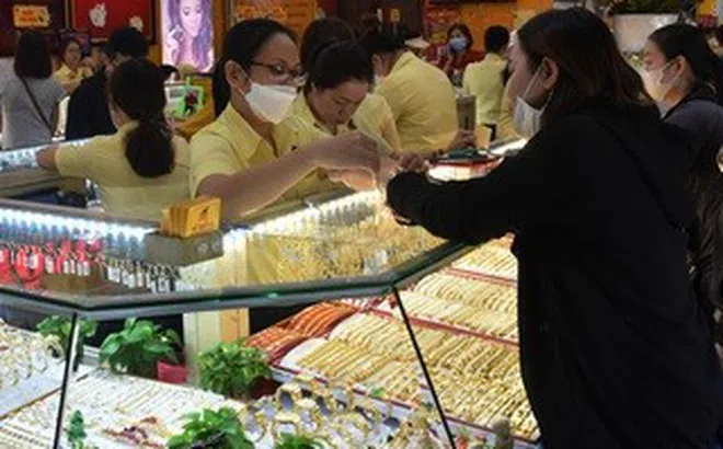 Giá vàng hôm nay, 14-3: Tiếp tục sụt giảm