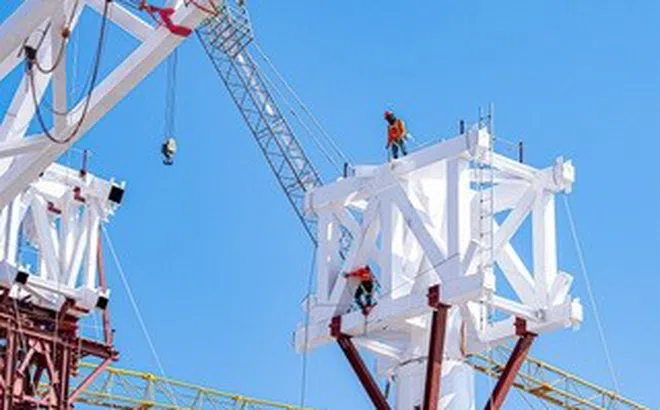 Cận cảnh nhà ga mới sân bay Phú Quốc bắt đầu lắp mái
