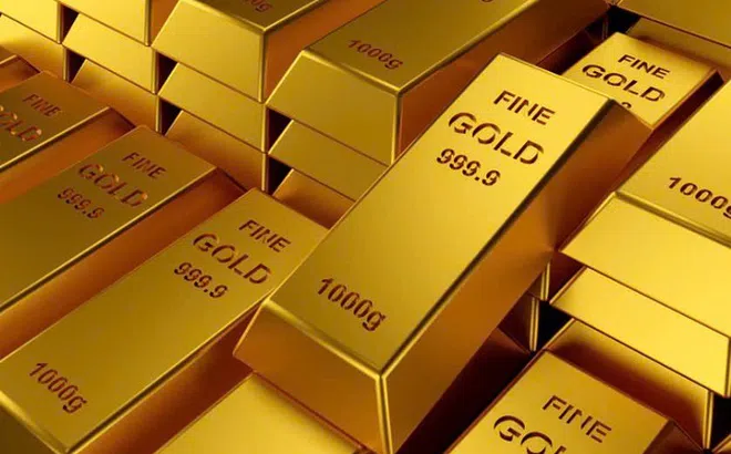 Giá vàng chiều nay (28/3):  Giá vàng miếng SJC và nhẫn tiếp đà tăng, nhà vàng "cháy hàng"