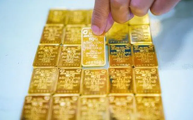 Sáng 31-3, giá vàng miếng SJC và vàng nhẫn tăng vọt  thêm 2,2 triệu đồng/lượng