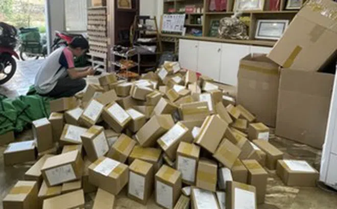 Nhiều tài khoản bán hàng trên Facebook bị "bay màu", điều gì đang xảy ra?