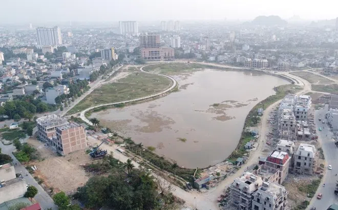 Công viên nước Đông Hương 600 tỷ đồng vẫn ngổn ngang sau 8 năm thực hiện