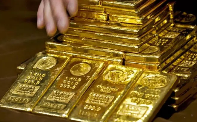 Giá vàng chiều nay (21/4): Giá vàng trong nước lao dốc, giảm gần 1 triệu đồng/lượng