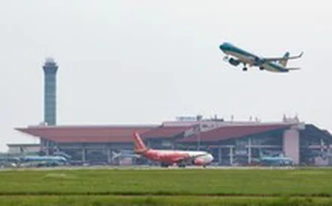 Hầu hết các chuyến bay từ Hà Nội, TP.HCM tới các điểm du lịch đã kín chỗ