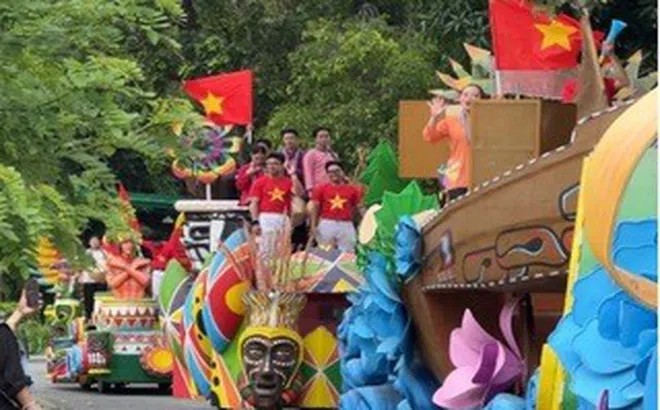 Đầm Sen đang bị lãng quên giữa lúc thị trường vui chơi, giải trí bùng nổ?
