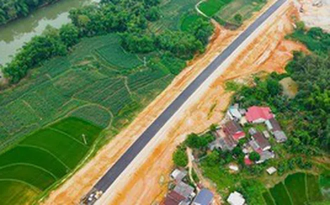 Dự án 26.000 tỷ đồng thách thức bậc nhất cả nước: Phải huy động quân đội hỗ trợ, chỉ còn hơn 1 tuần để hoàn thành đoạn tuyến quan trọng