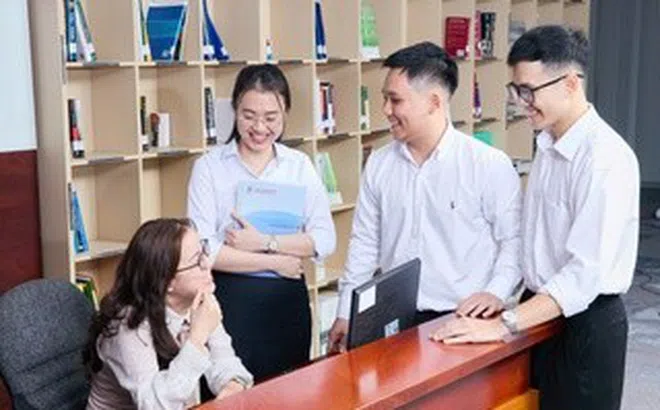 Lần đầu tiên HoSE mở cửa đón nhà đầu tư tham quan, học chứng khoán miễn phí