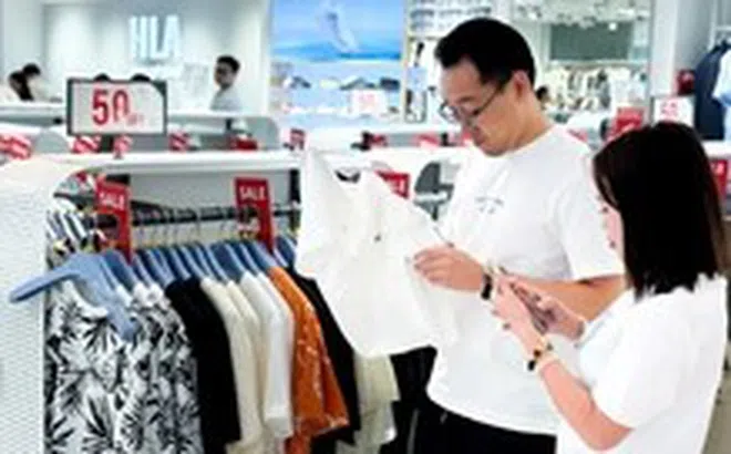 Số người thắt chặt chi tiêu tăng, 92% 'thượng đế' Việt vẫn sẵn sàng thử nghiệm sản phẩm mới