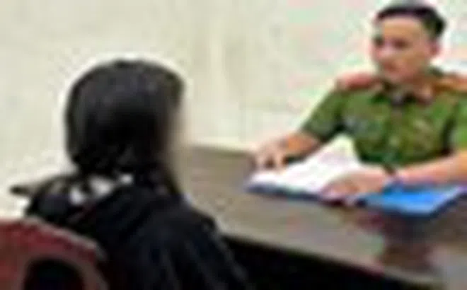 Vì sao chỉ cần có được số điện thoại, lừa đảo biết số tài khoản ngân hàng và số dư của nạn nhân?