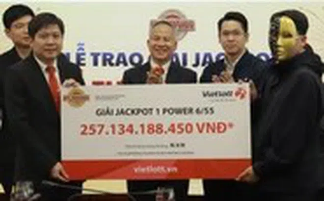 Tối nay, Vietlott xác định một khách hàng trúng giải độc đắc hơn 83 tỉ đồng