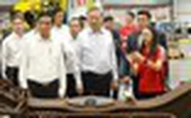 Thăm trung tâm khổng lồ của Singapore, Tổng Bí thư, Chủ tịch nước đánh giá Việt Nam có thể tham khảo ngay
