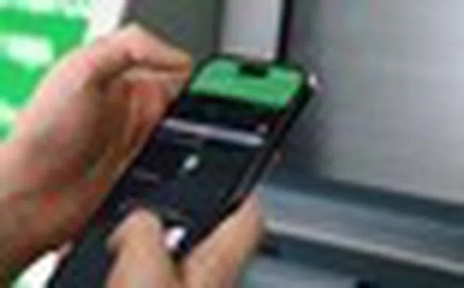 Cơ quan Thuế yêu cầu Vietcombank, Agribank, VietinBank... trích tiền từ tài khoản ngân hàng của loạt người nộp thuế có tên sau