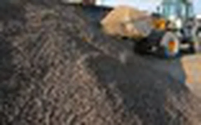 Nga phát minh loại bê tông khiến ngành xây dựng rung chuyển: Trộn thêm nhựa và cát, bền gấp 5 lần vật liệu thường, dùng để xây cầu và đường sắt