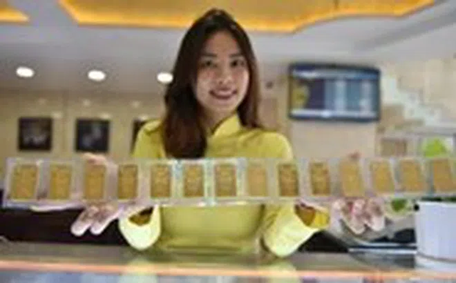 Hai ngày, giá vàng SJC tăng lên lại đến 11 triệu đồng/lượng