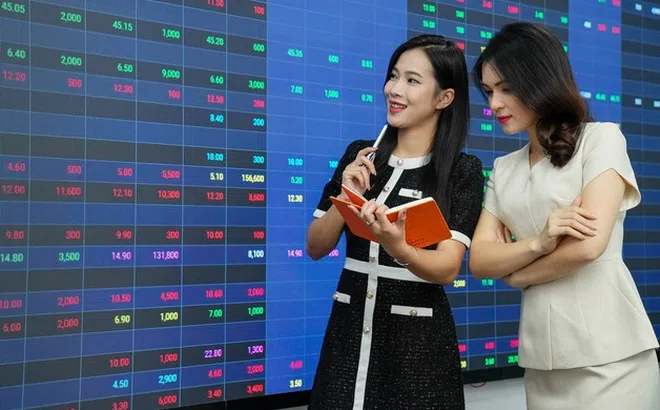 VN-Index phát tín hiệu tạo đáy, dòng tiền dần quay trở lại thị trường