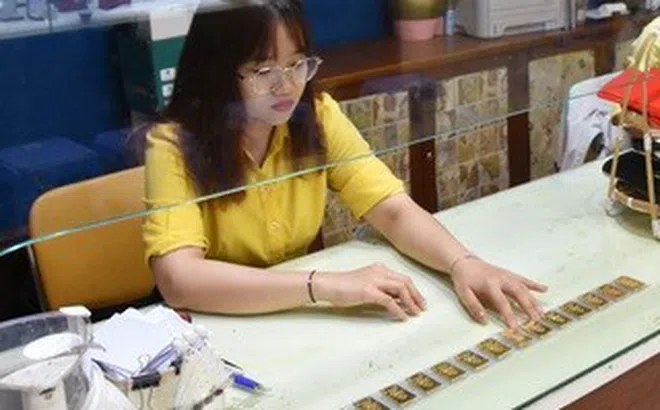 Giá vàng hôm nay 16-6: Bật tăng mạnh mẽ