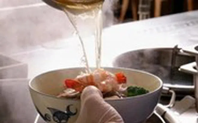 3 đời giữ lửa cho tô hủ tiếu thơm ngon giữa lòng Sài Gòn