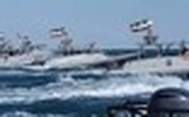 Iran bác tin đóng eo biển Hormuz, loại trừ khả năng thanh tra cơ sở hạt nhân