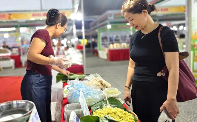 Muốn đi xa, hàng quê phải vượt mác “đặc sản”
