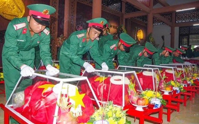 Dấu chân K51 xuyên rừng già Mondulkiri đưa đồng đội trở về