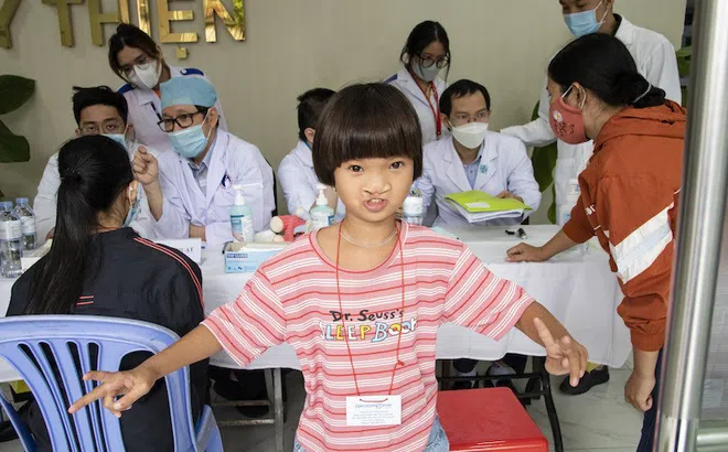 Sika® và hành trình cùng Operation Smile Việt Nam tìm lại nụ cười cho trẻ em dị tật khe hở môi, hàm ếch tại TP HCM